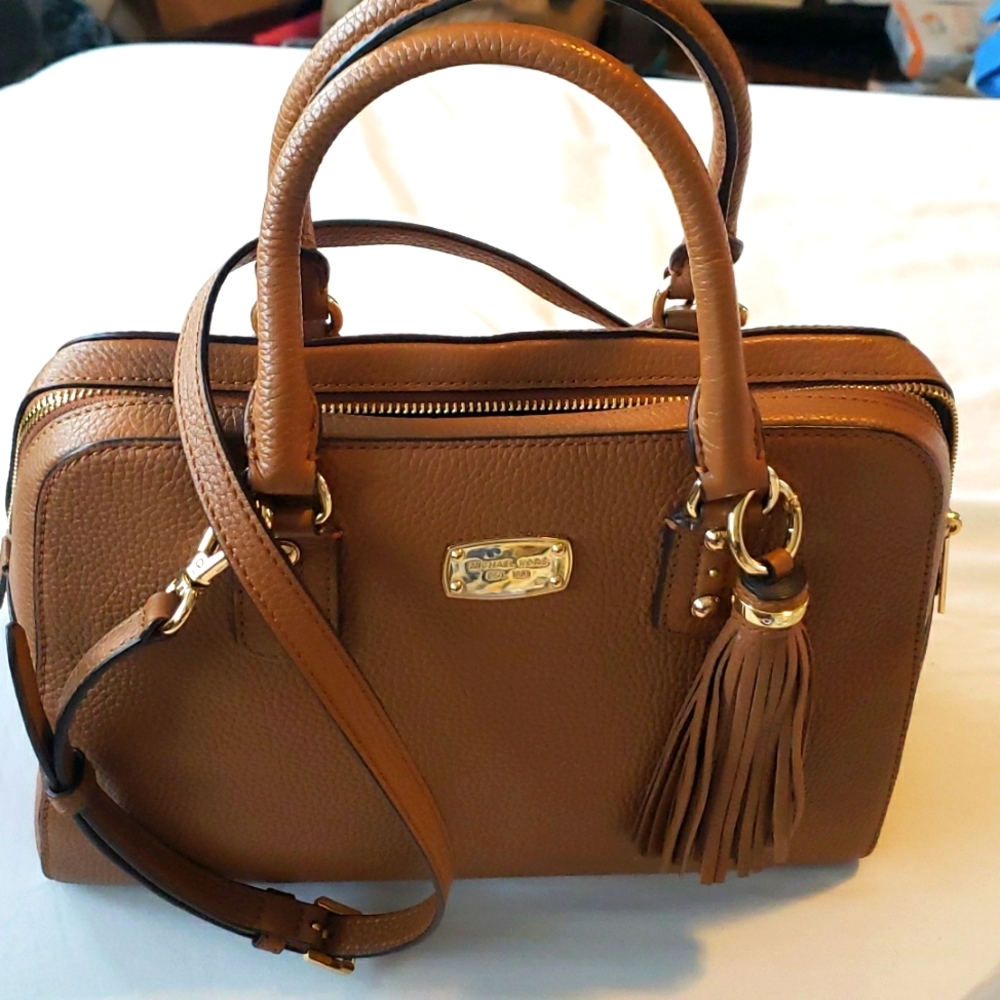 Michael Kors Stachel Bag w/Tassel